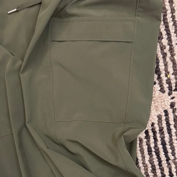 CALIA by Carrie Underwood Olive Ankle Joggers - Picture 6 of 8